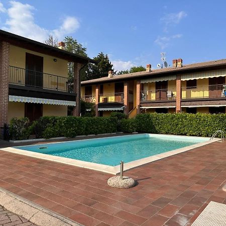 Pool - Marge Apartment - By Host4U Padenghe sul Garda Exterior photo